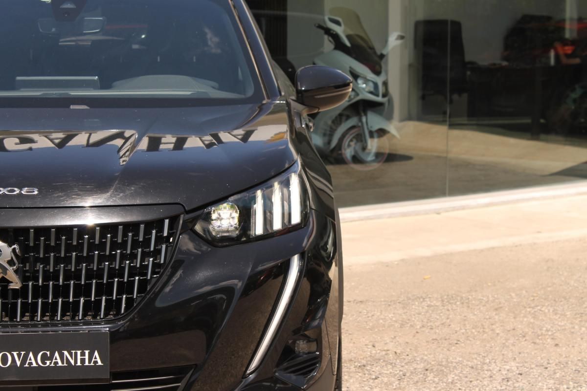 peugeot-2008-2020-gasolina-1199cc