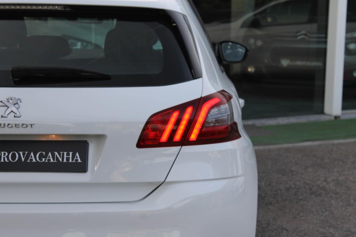 peugeot-308-2020-diesel-1499cc