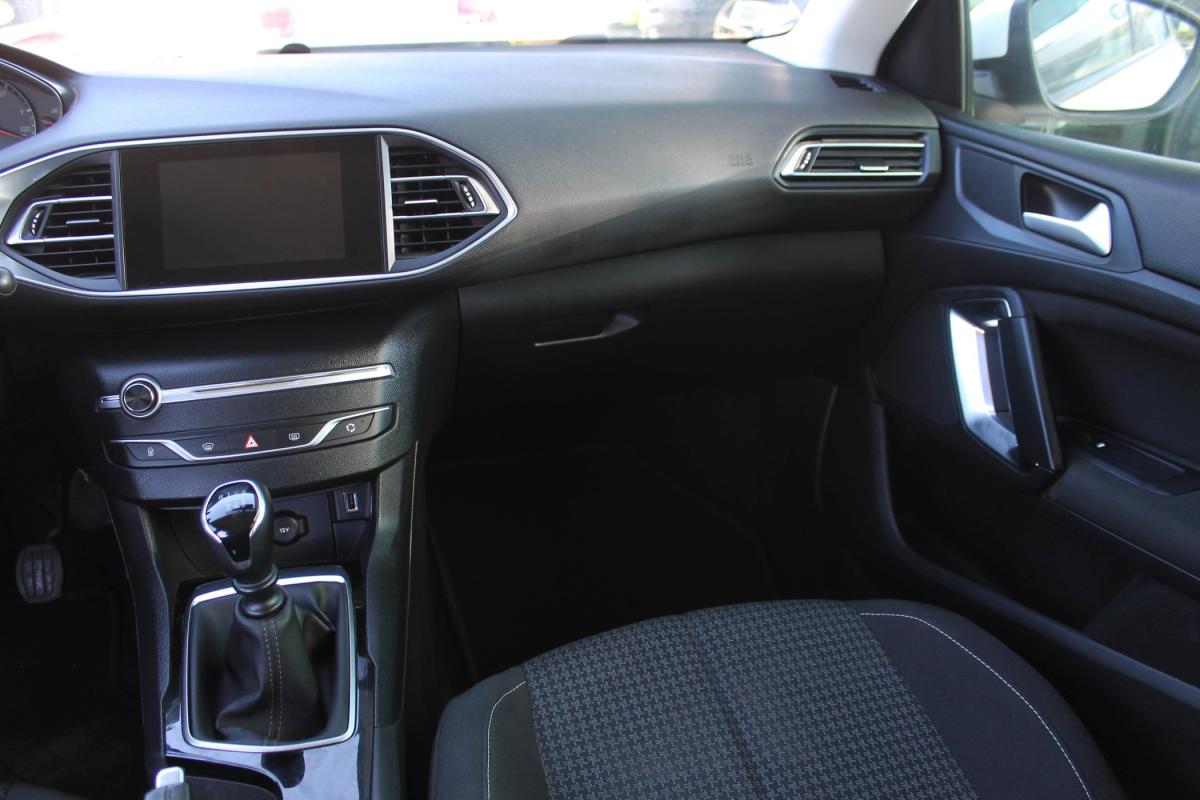 peugeot-308-2020-diesel-1499cc