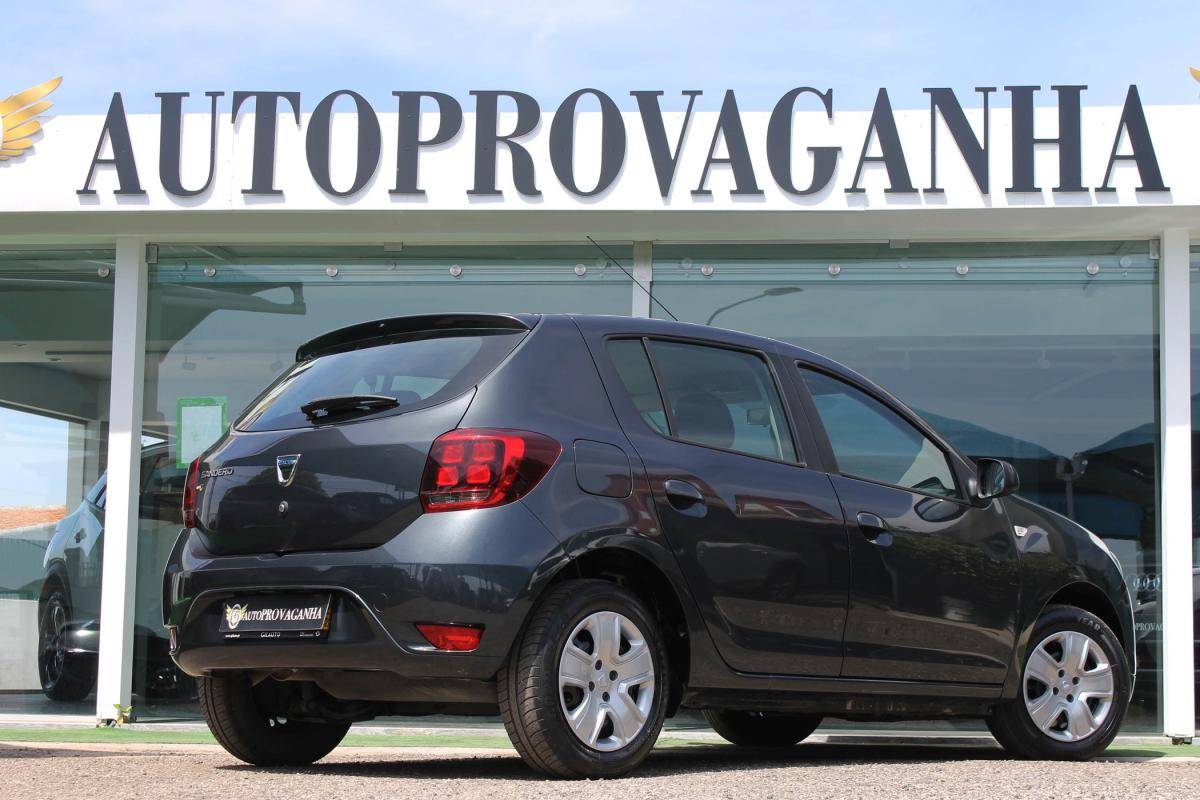 dacia-sandero-2020-diesel-1461cc