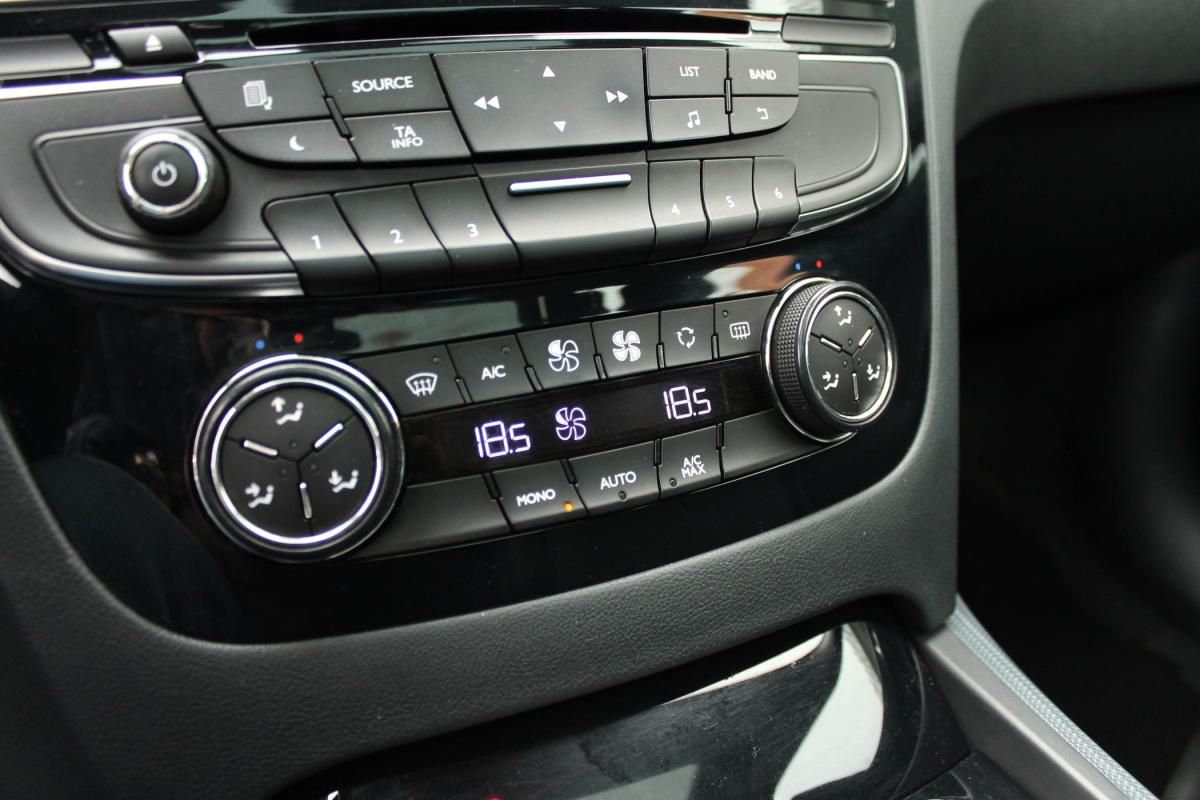 peugeot-508-2014-diesel-1560cc