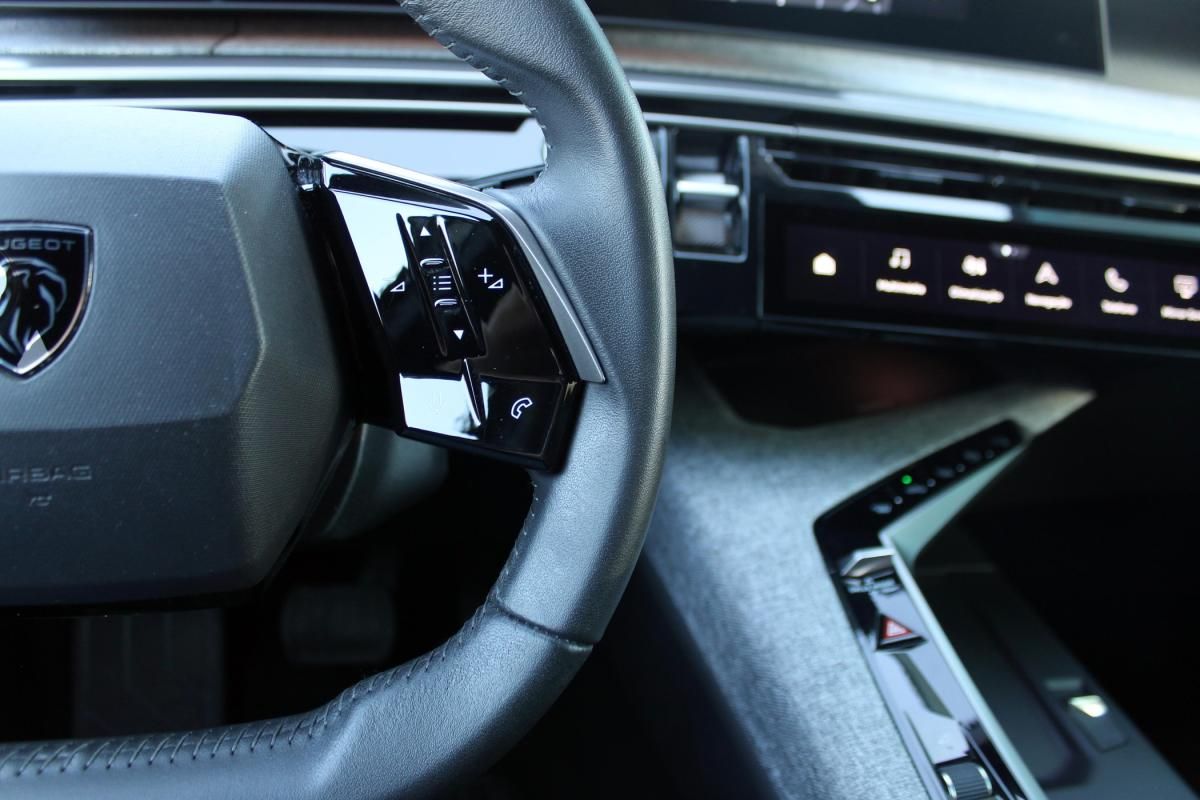 peugeot-3008-2024-gasolina-1199cc