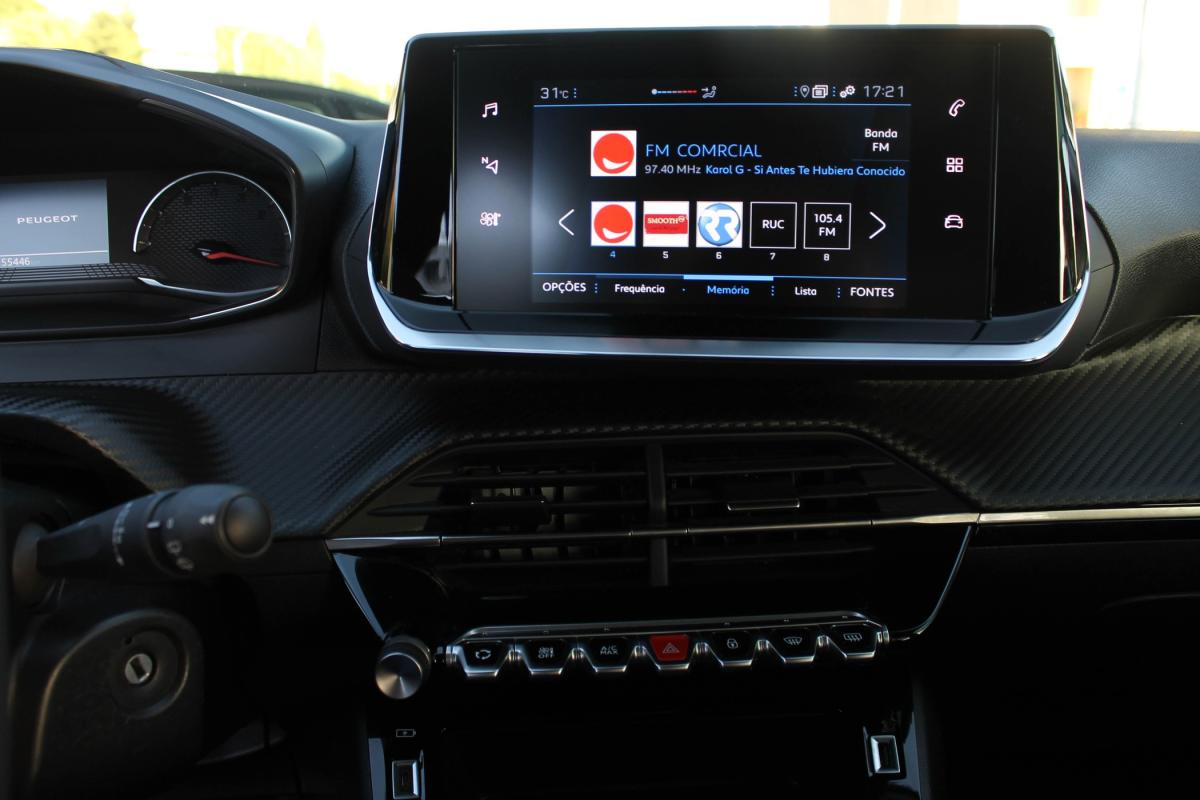 peugeot-208-2023-gasolina-1199cc