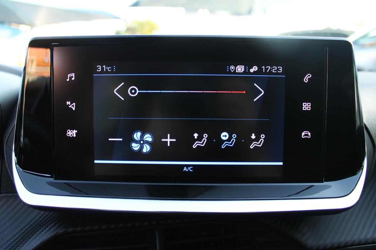 peugeot-208-2023-gasolina-1199cc
