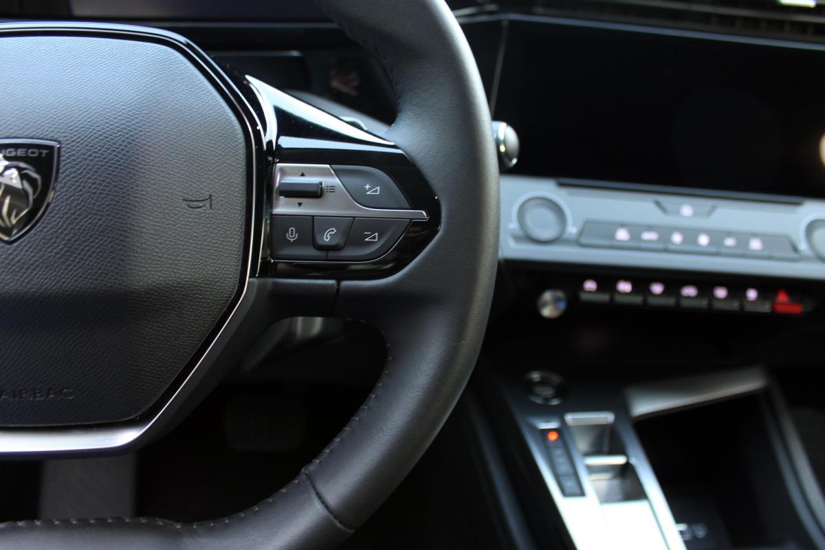peugeot-308-2022-gasolina-1199cc