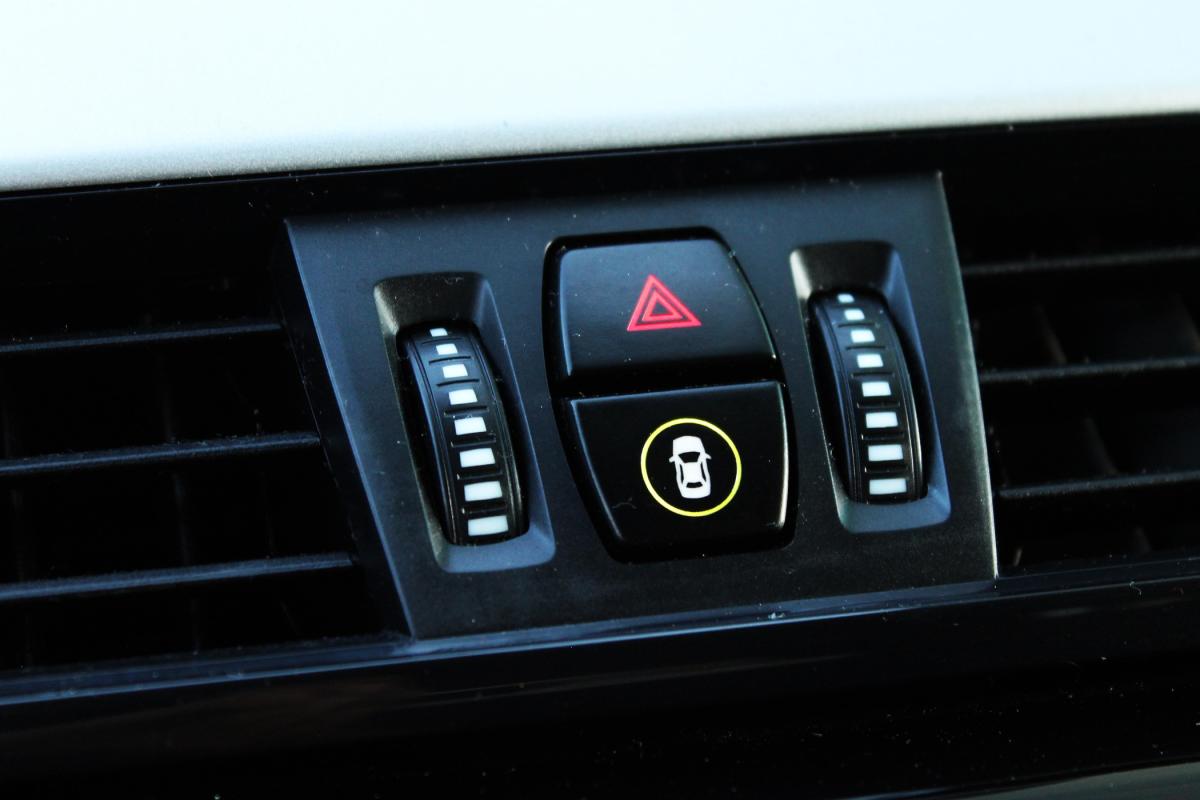 bmw-x1-2019-diesel-1496cc
