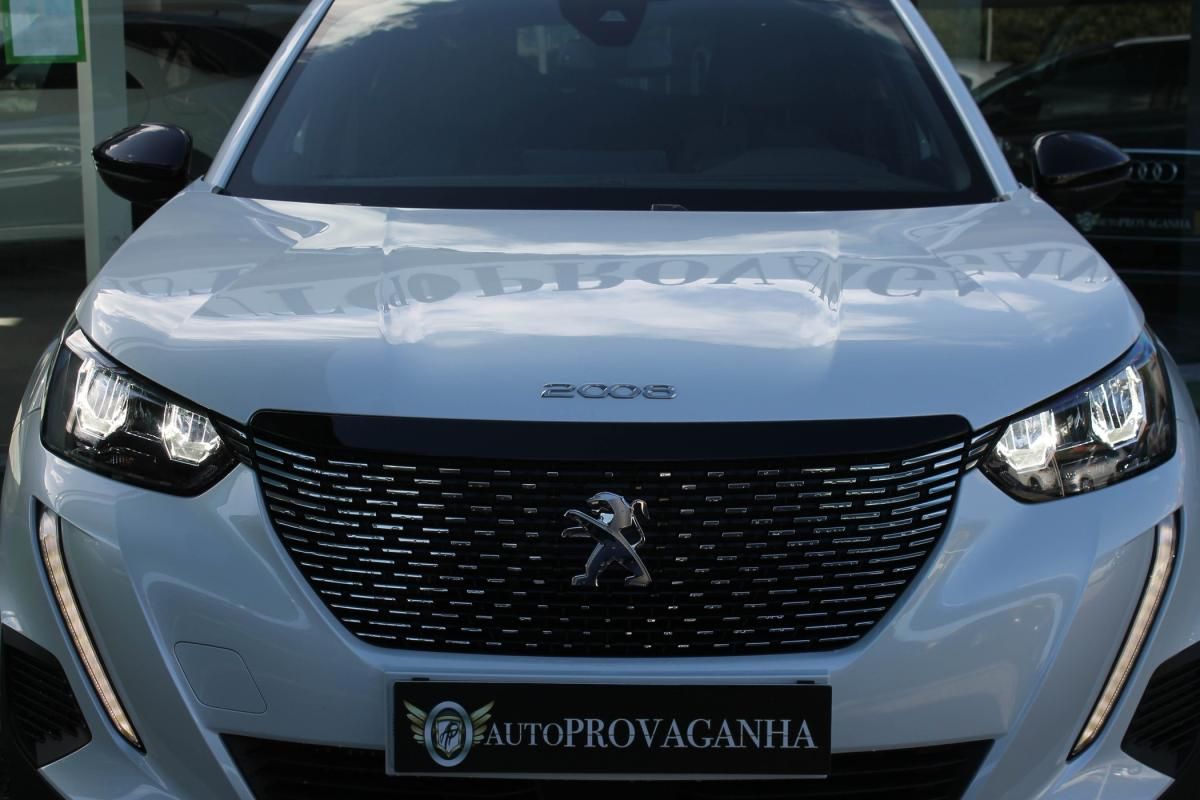 peugeot-2008-2023-gasolina-1199cc