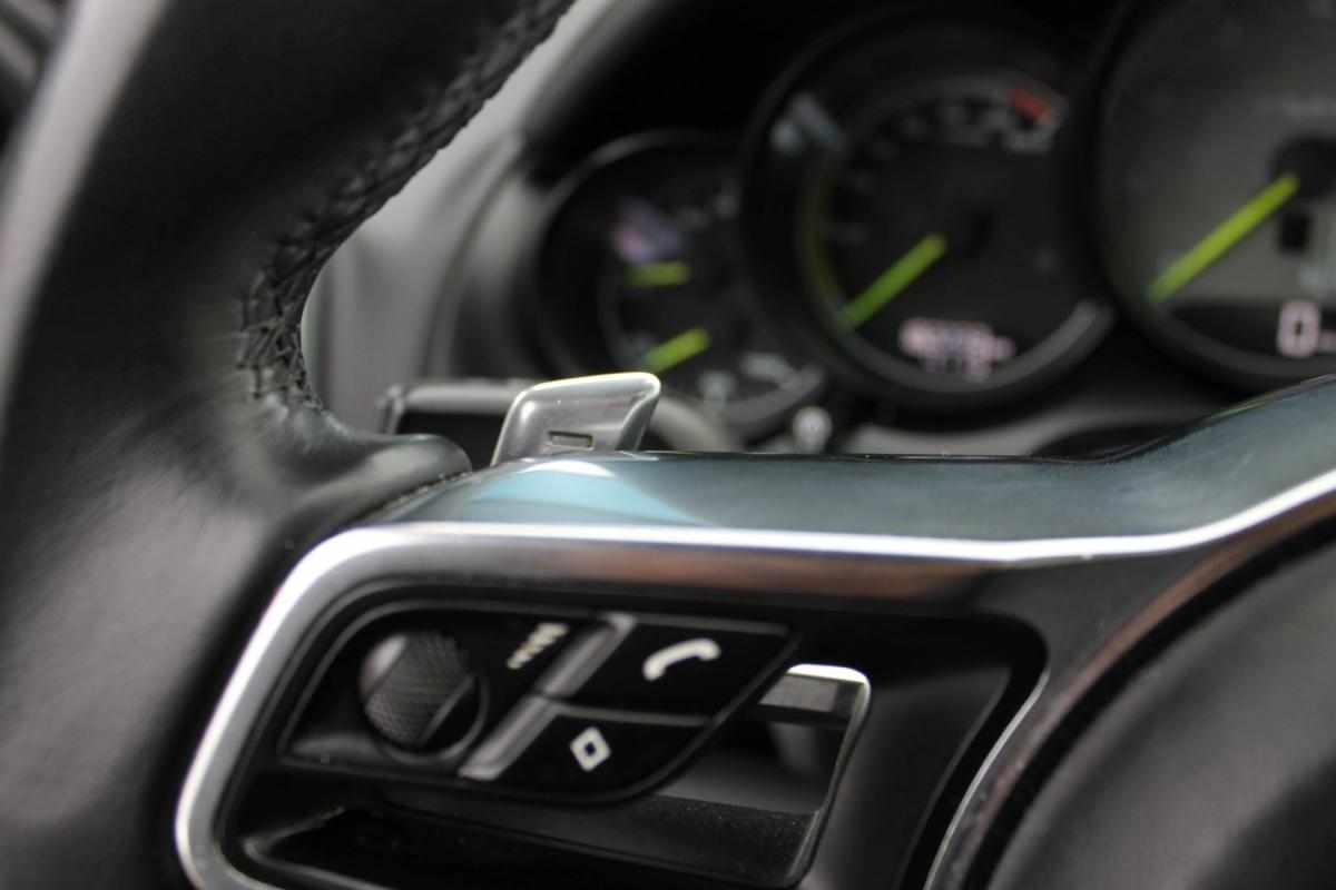 porsche-cayenne-2015-hibrido-a-gasolina-3000cc
