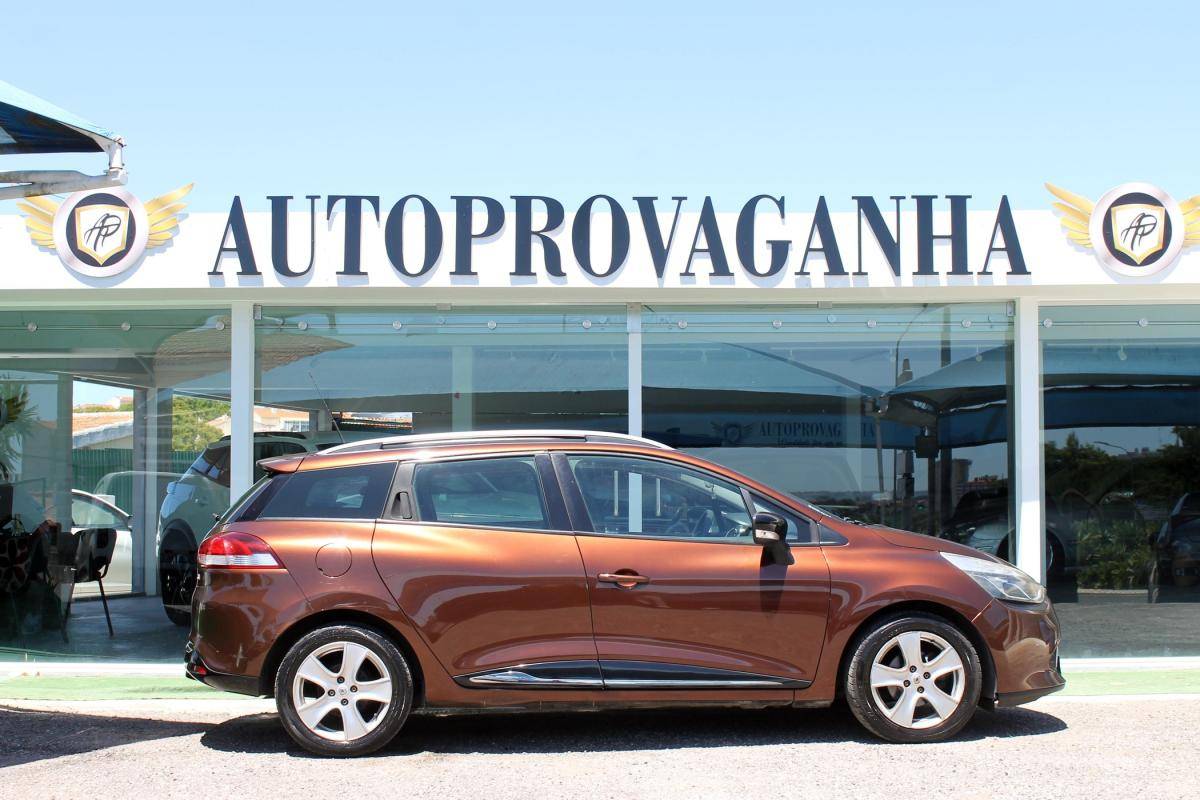 renault-clio-sport-tourer-2014-diesel-1461cc