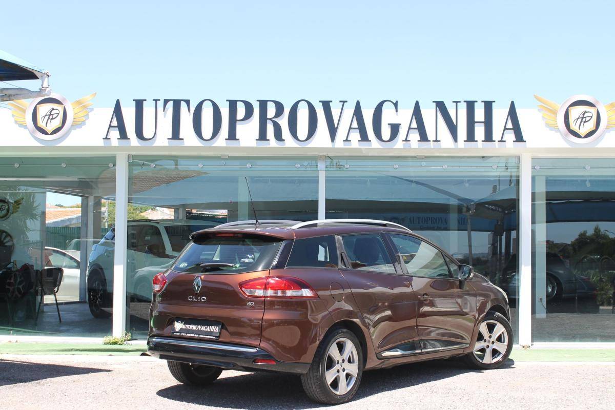 renault-clio-sport-tourer-2014-diesel-1461cc