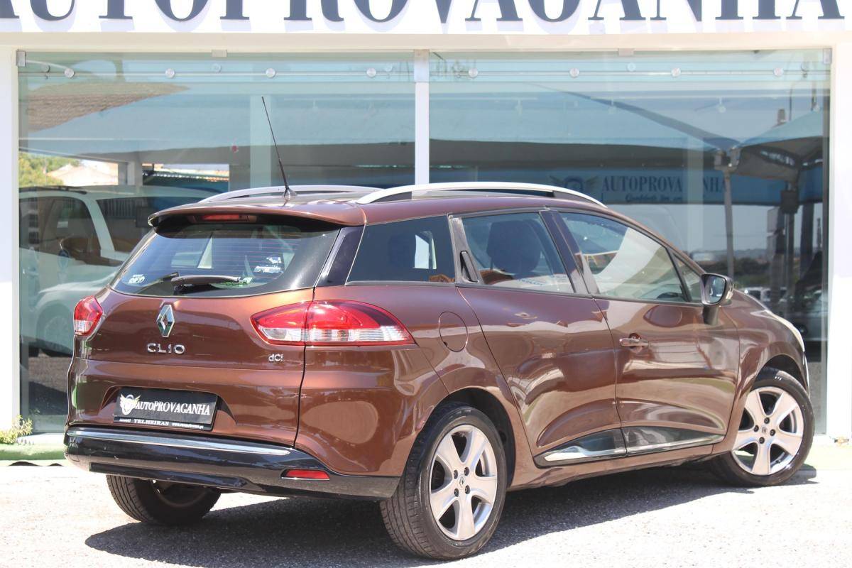 renault-clio-sport-tourer-2014-diesel-1461cc