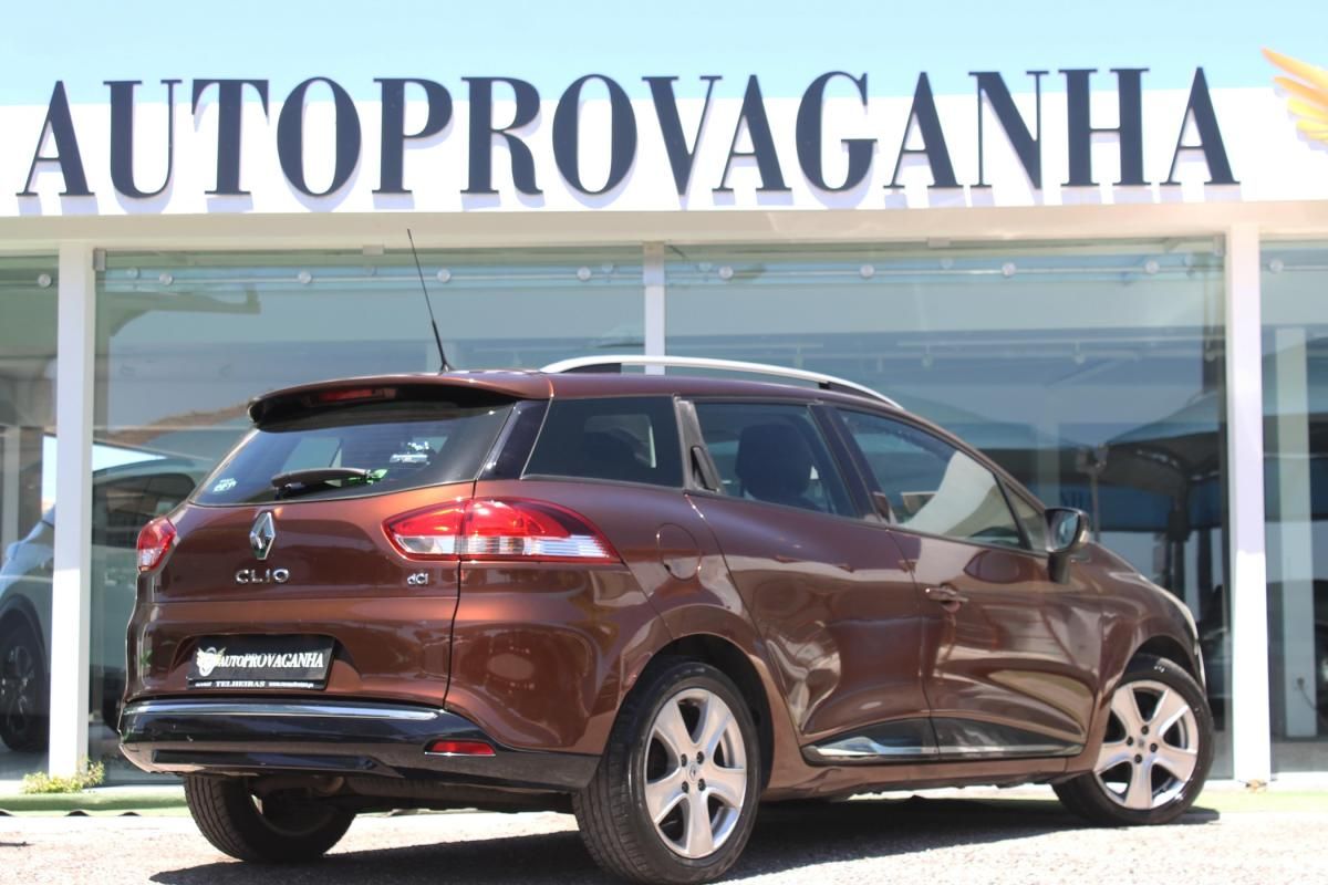 renault-clio-sport-tourer-2014-diesel-1461cc