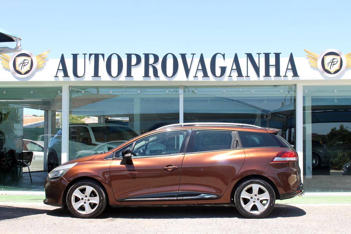 renault-clio-sport-tourer-2014-diesel-1461cc