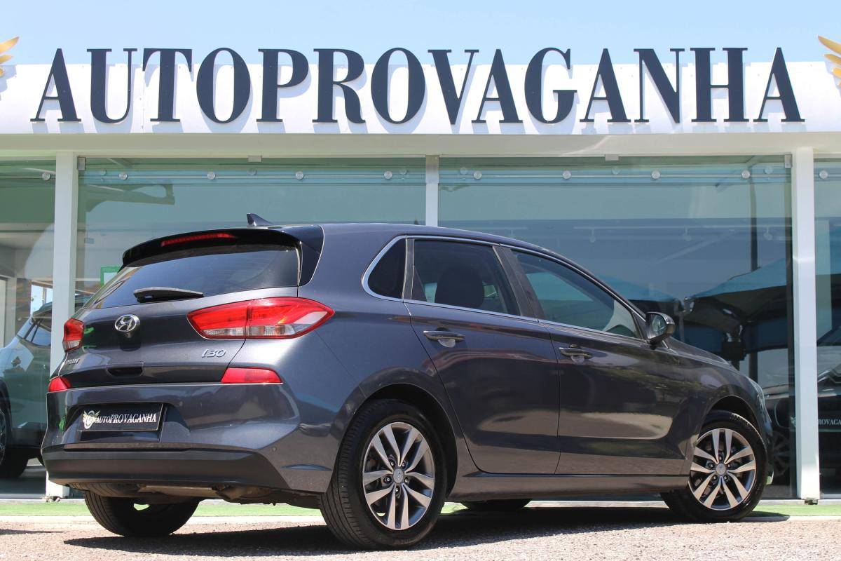 hyundai-i30-2020-diesel-1598cc