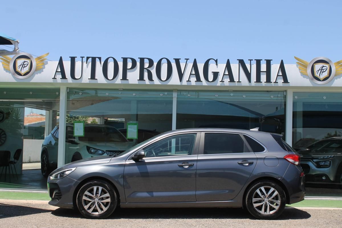 hyundai-i30-2020-diesel-1598cc