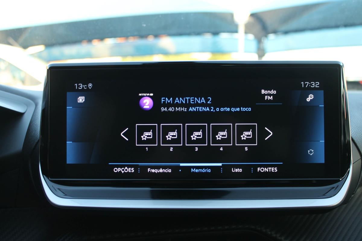 peugeot-208-2023-gasolina-1199cc