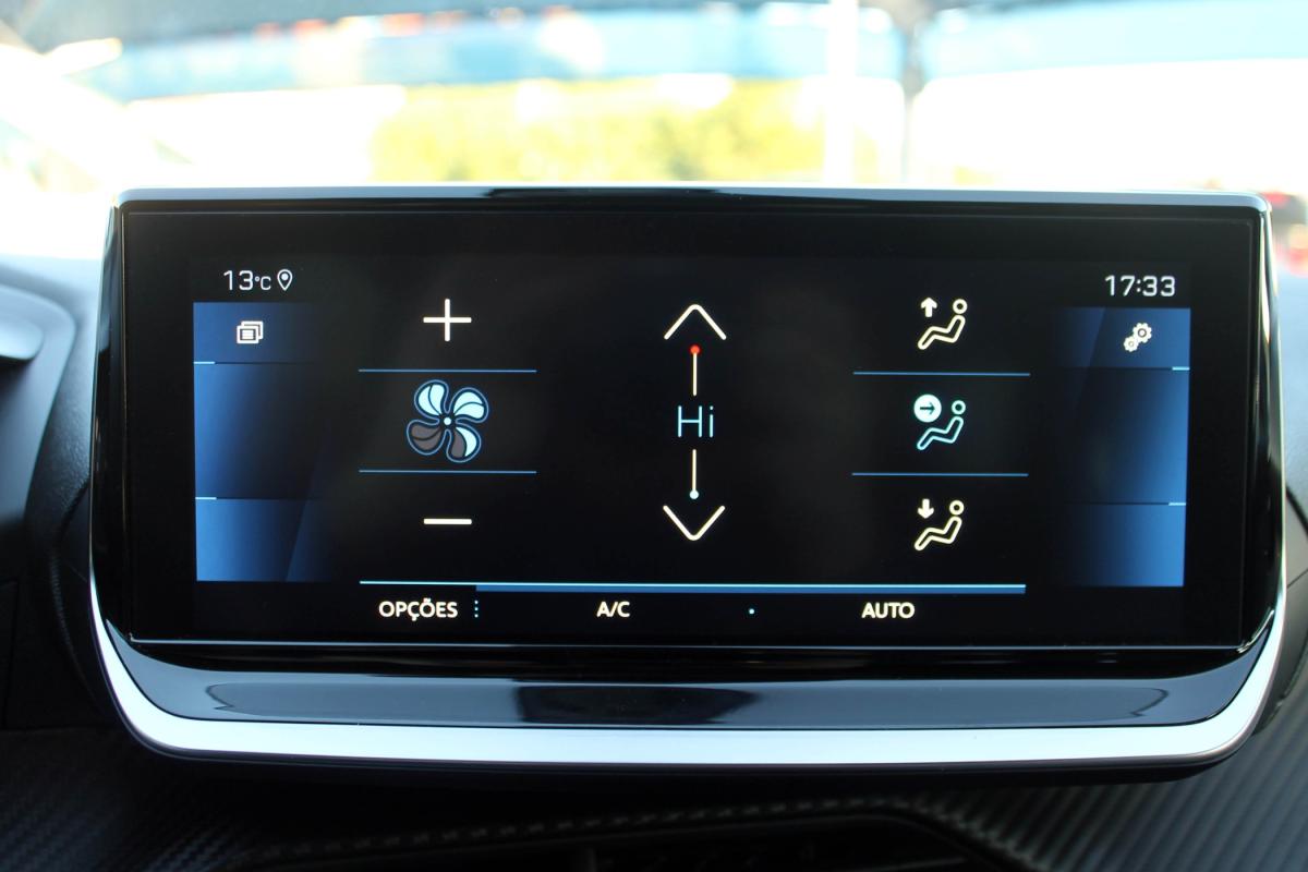 peugeot-208-2023-gasolina-1199cc