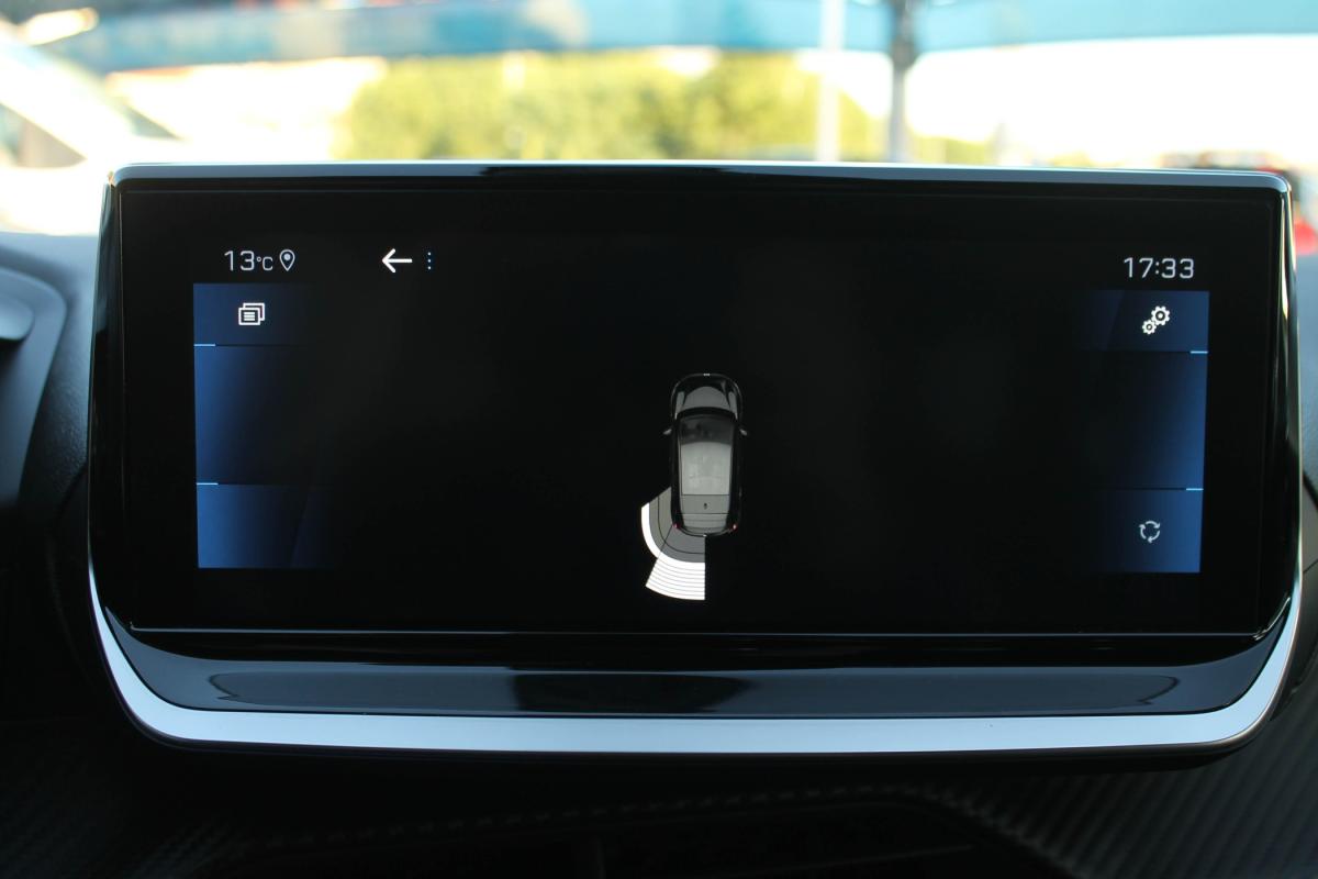 peugeot-208-2023-gasolina-1199cc