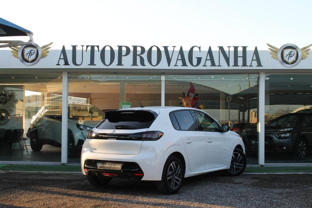 peugeot-208-2023-gasolina-1199cc