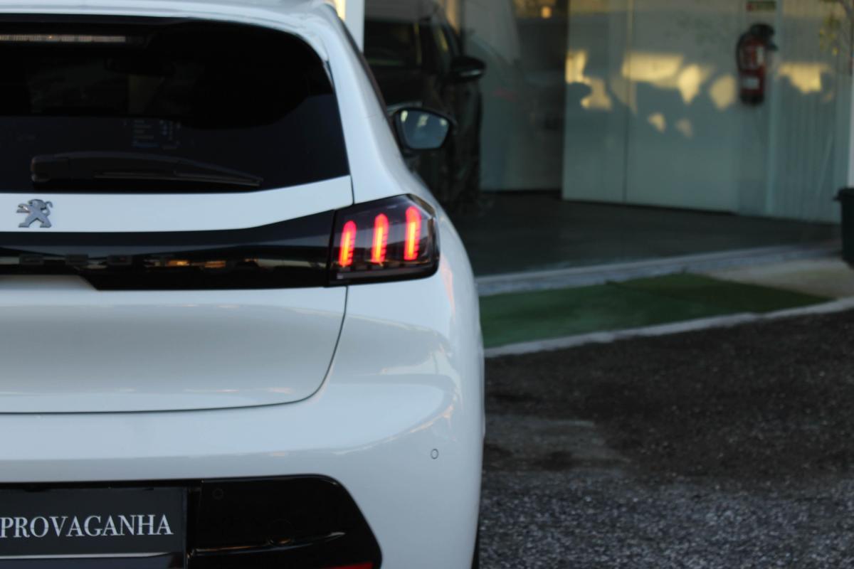 peugeot-208-2023-gasolina-1199cc