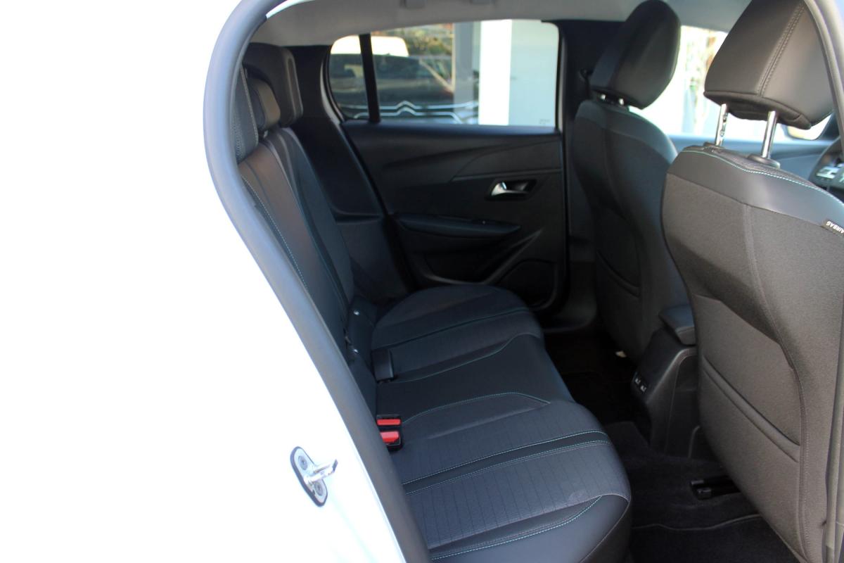 peugeot-208-2023-gasolina-1199cc