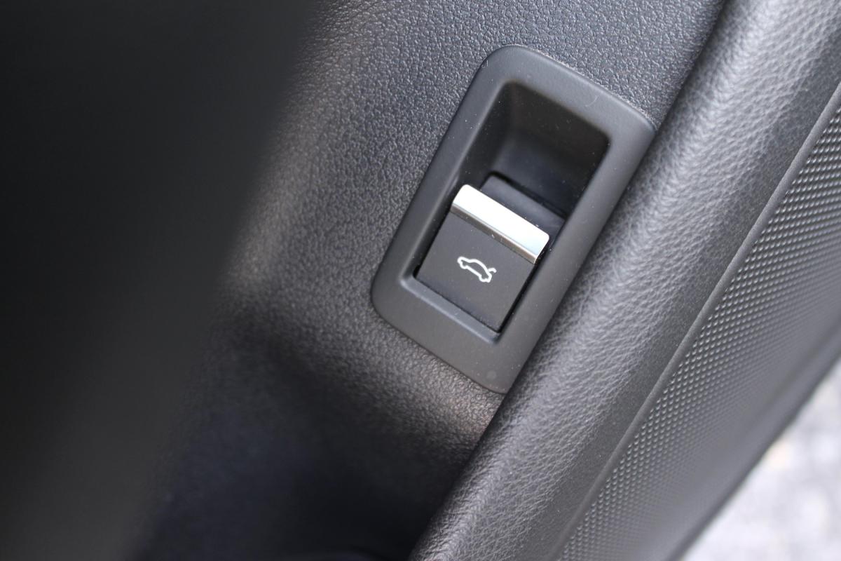 audi-a4-avant-2019-diesel-1968cc