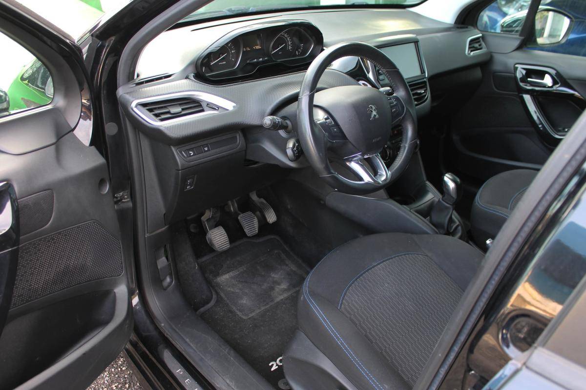 peugeot-208-2019-gasolina-1199cc