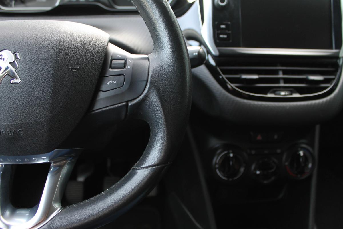 peugeot-208-2019-gasolina-1199cc