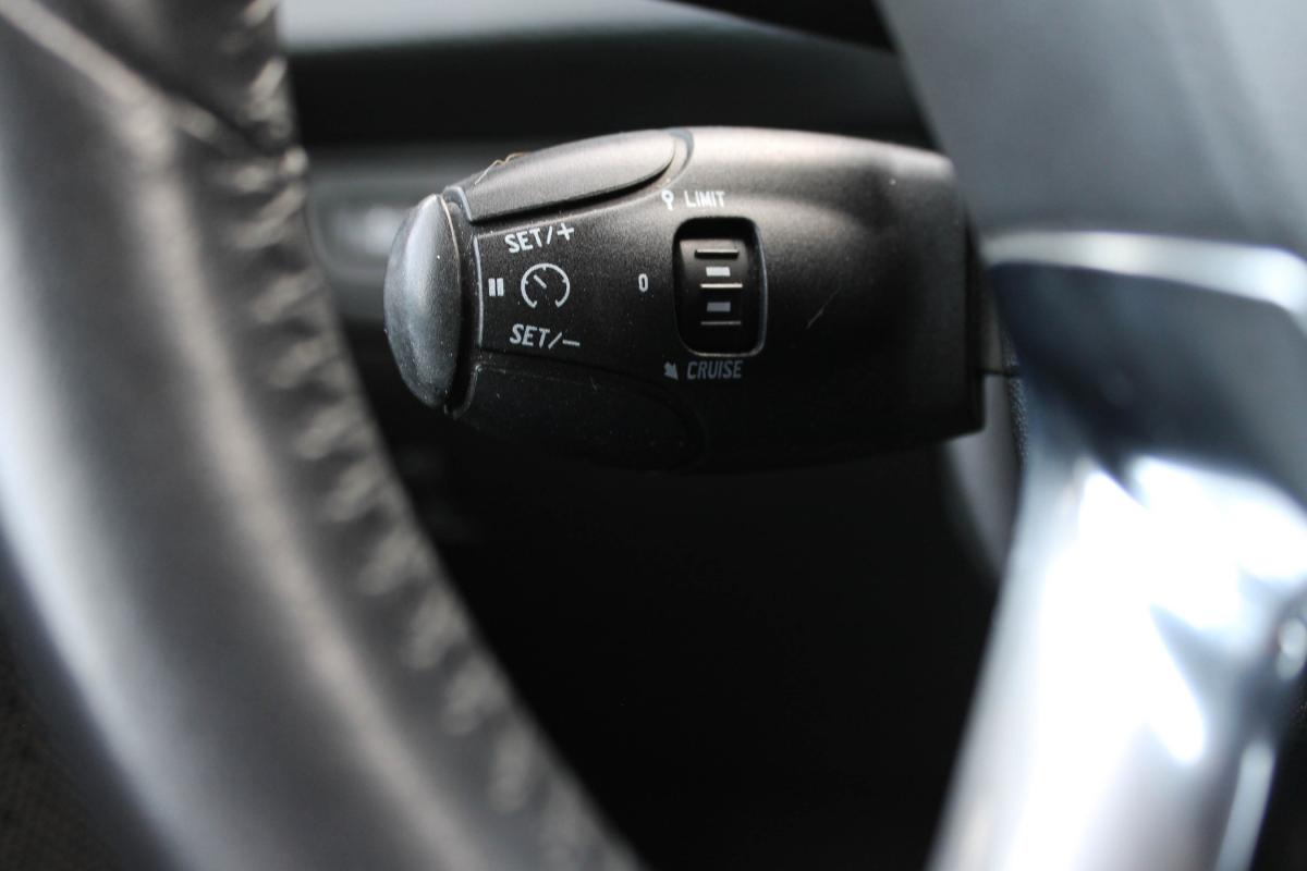 peugeot-208-2019-gasolina-1199cc
