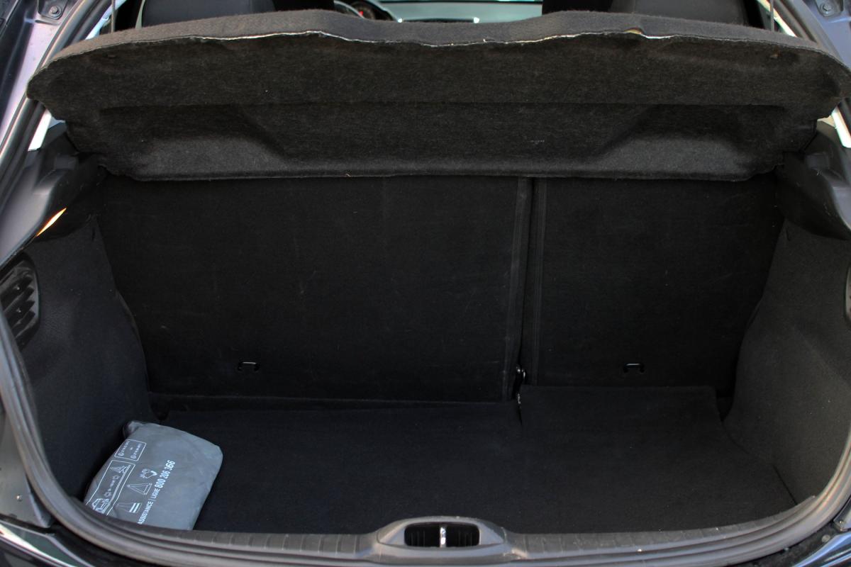 peugeot-208-2019-gasolina-1199cc