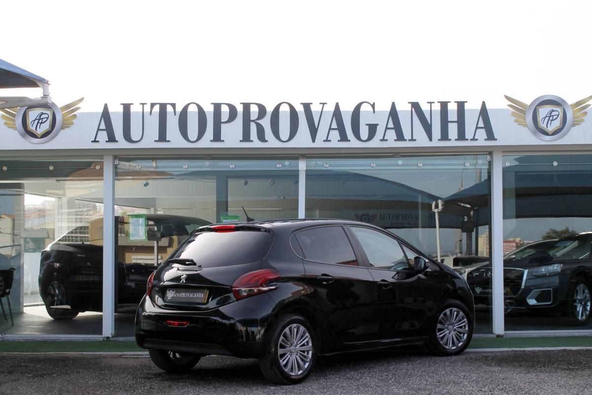 peugeot-208-2019-gasolina-1199cc