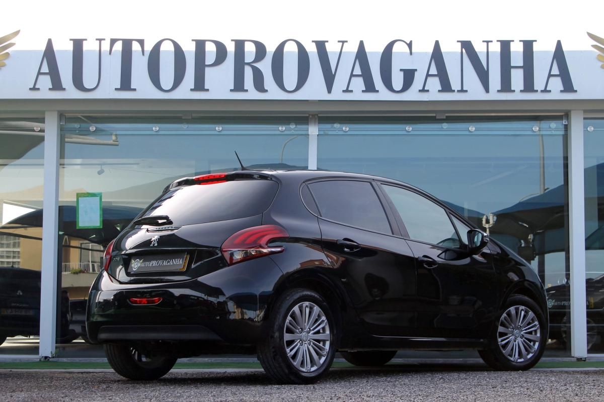 peugeot-208-2019-gasolina-1199cc