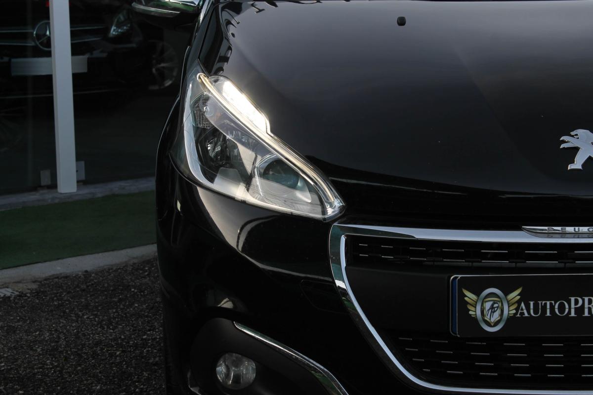 peugeot-208-2019-gasolina-1199cc