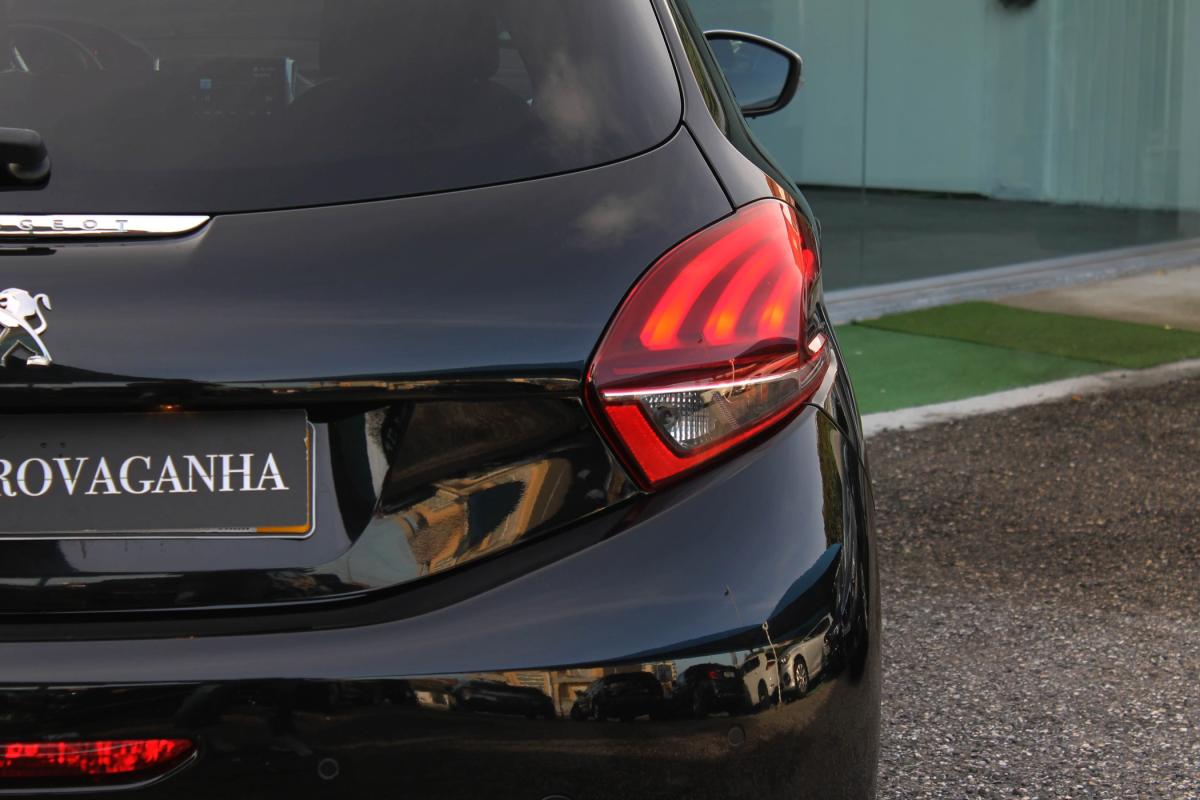 peugeot-208-2019-gasolina-1199cc