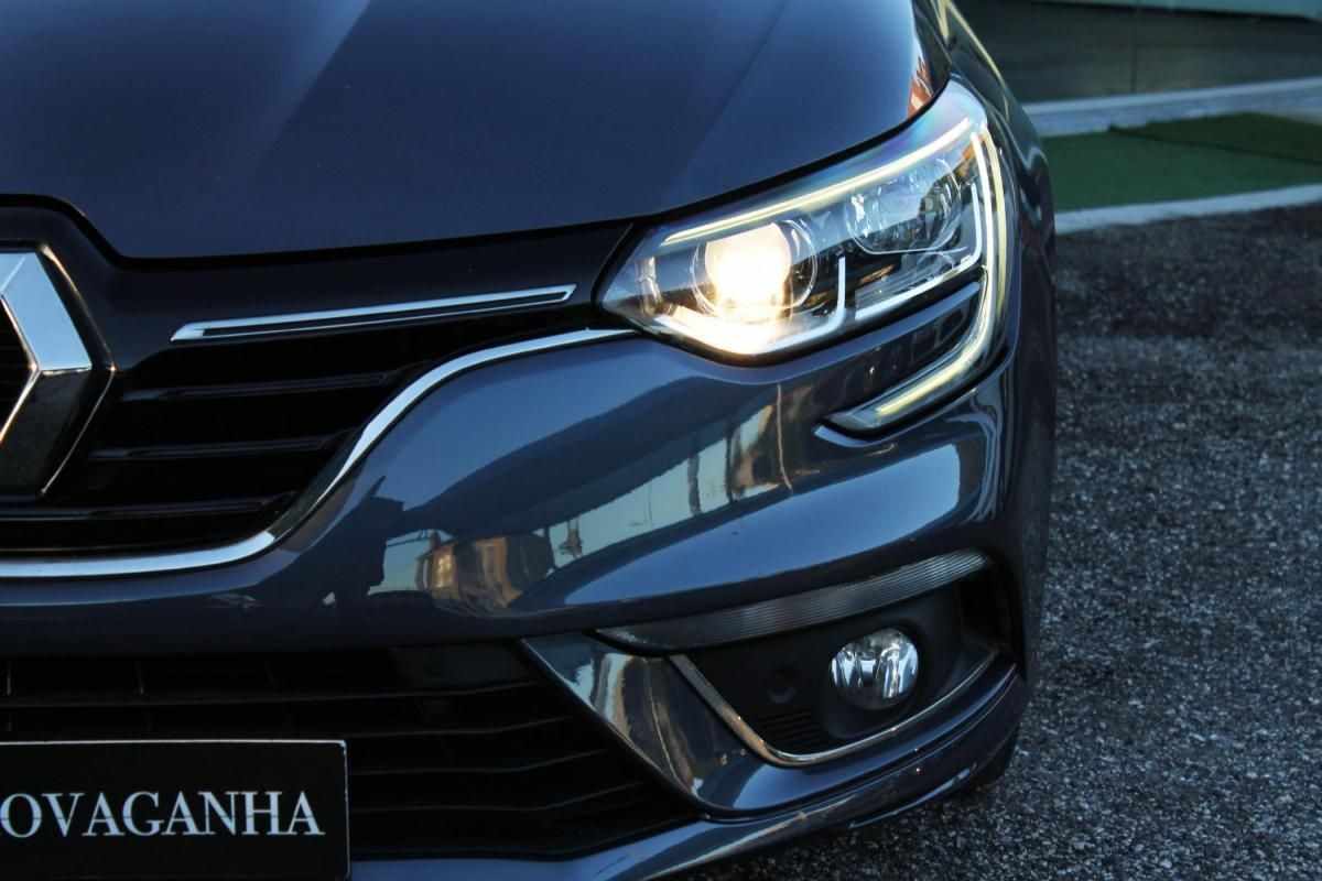 renault-megane-sport-tourer-2019-diesel-1461cc