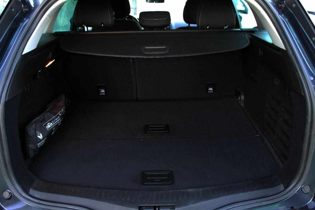 renault-megane-sport-tourer-2019-diesel-1461cc
