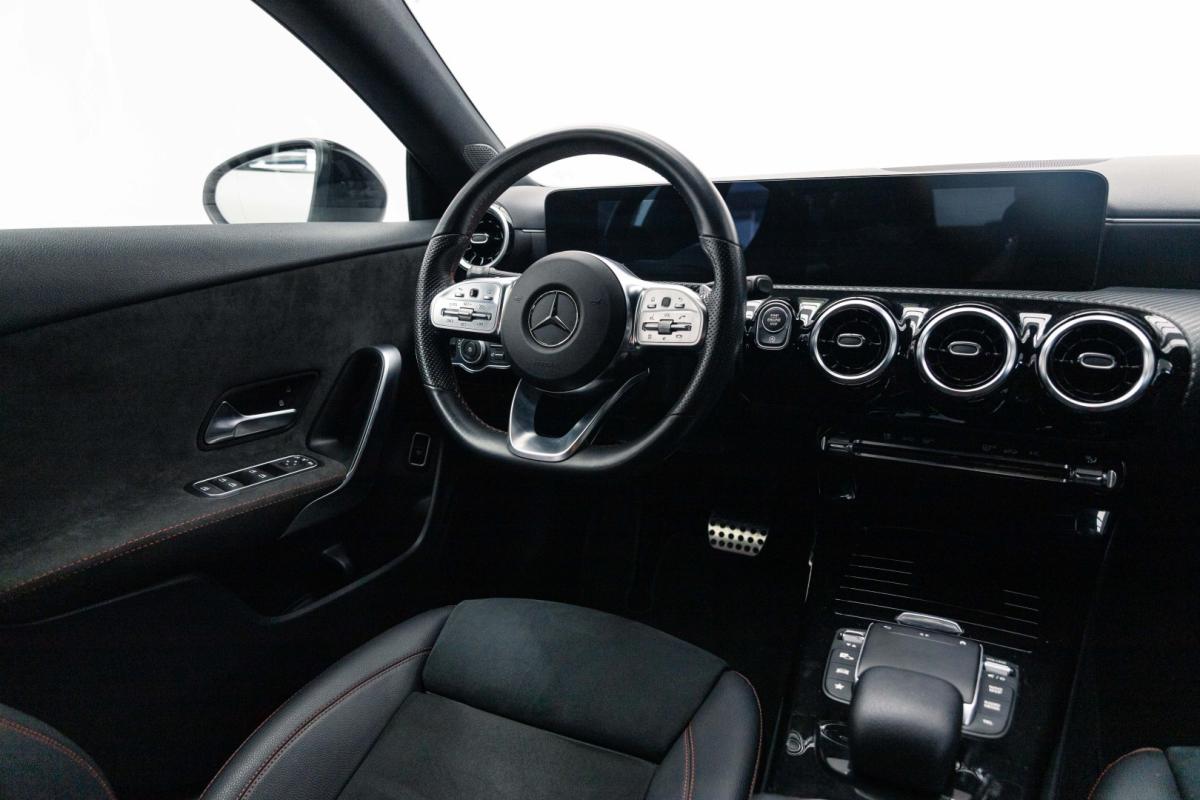 mercedes-benz-cla-2023-diesel-1950cc