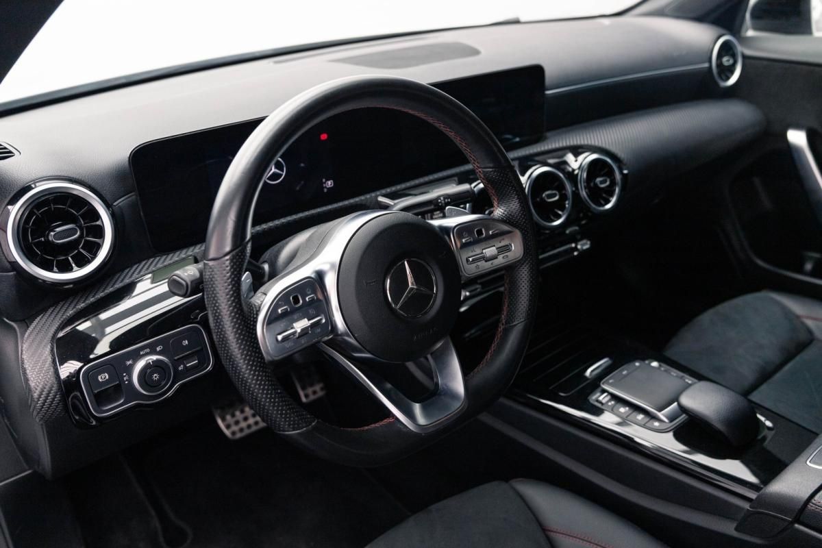 mercedes-benz-cla-2023-diesel-1950cc