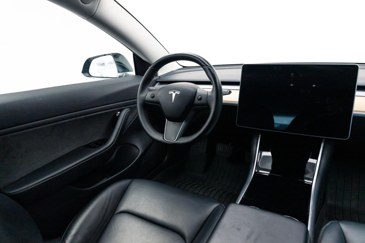 tesla-model-3-2019-eletrico-0cc