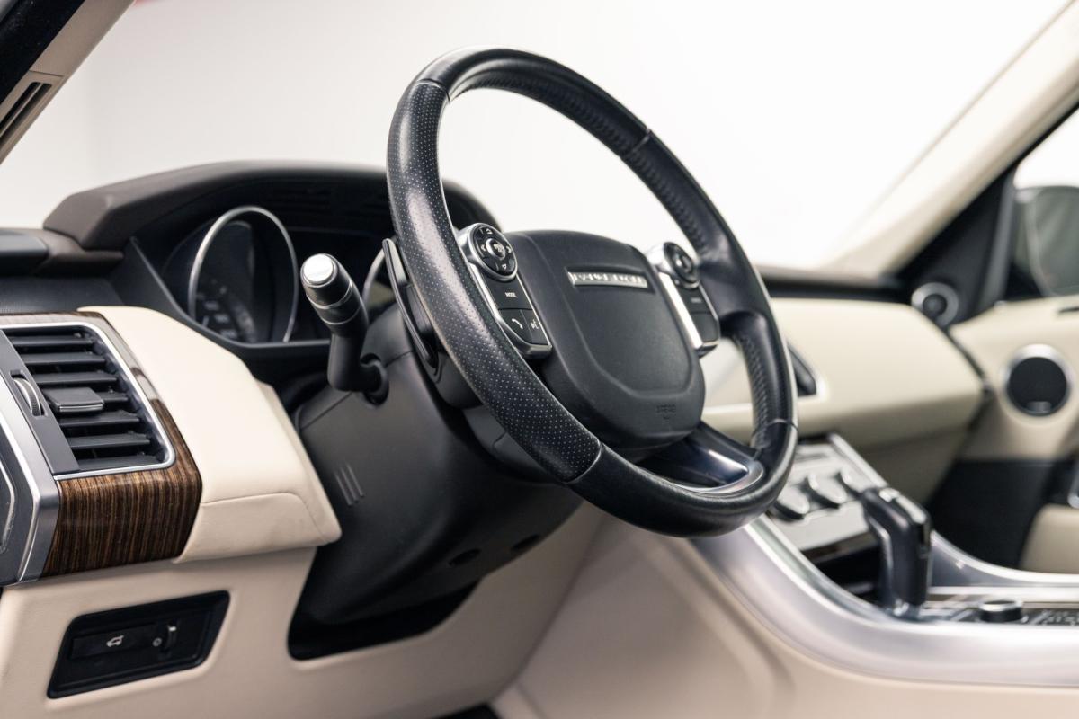 land-rover-range-rover-sport-2015-diesel-2993cc