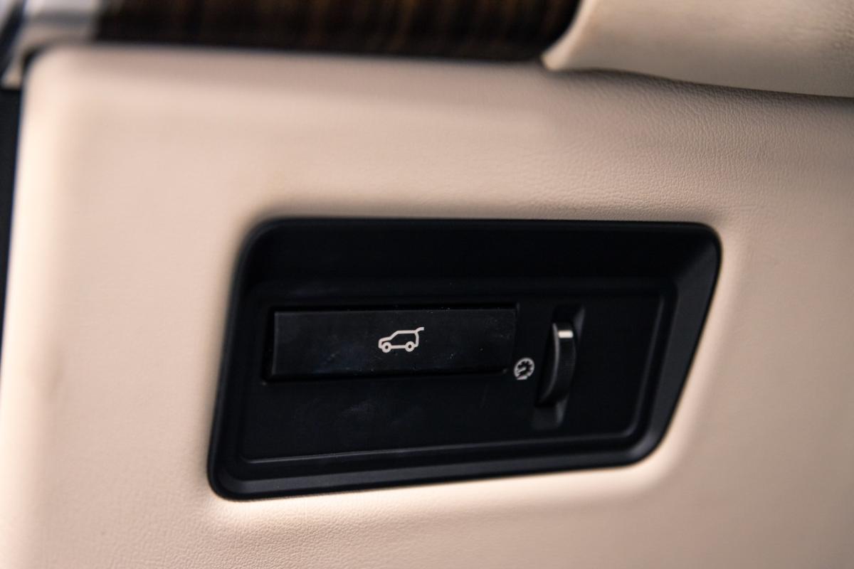 land-rover-range-rover-sport-2015-diesel-2993cc