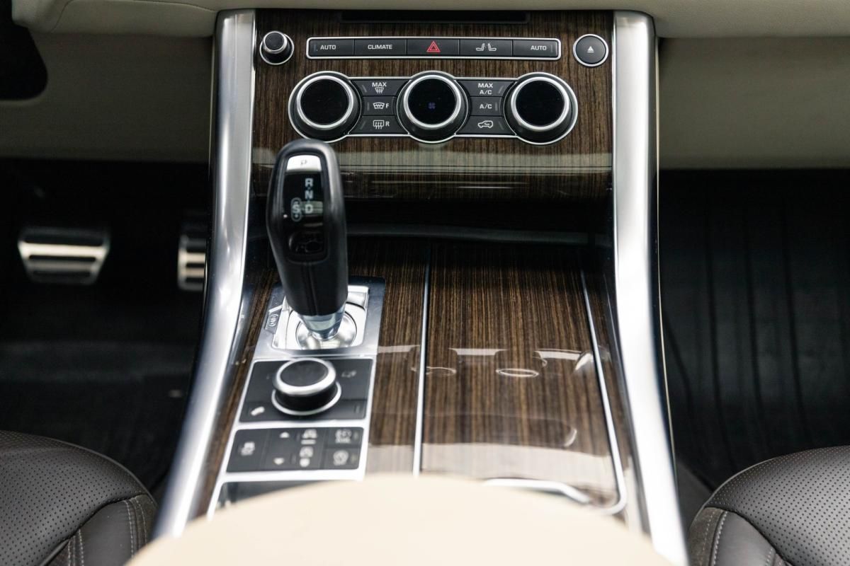 land-rover-range-rover-sport-2015-diesel-2993cc