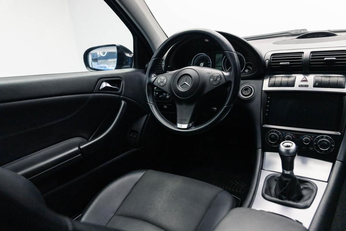 mercedes-benz-clc-2009-diesel-2148cc