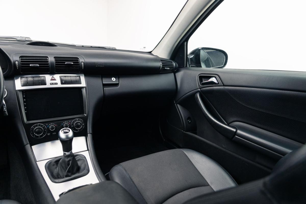 mercedes-benz-clc-2009-diesel-2148cc