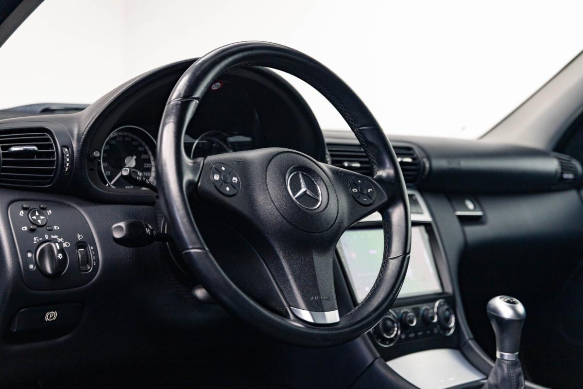 mercedes-benz-clc-2009-diesel-2148cc