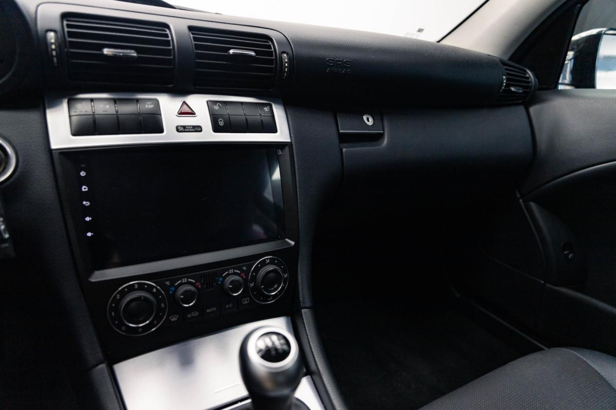 mercedes-benz-clc-2009-diesel-2148cc