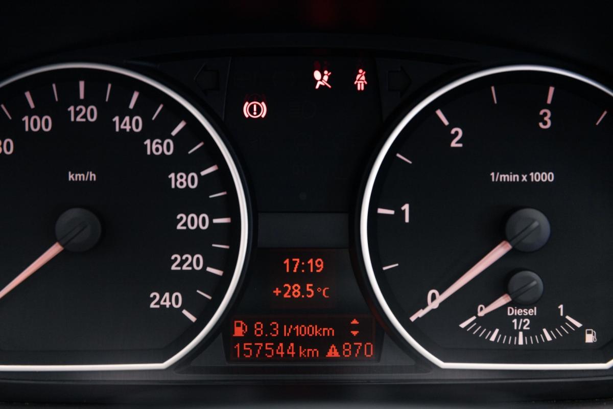 bmw-serie-1-2010-diesel-1995cc