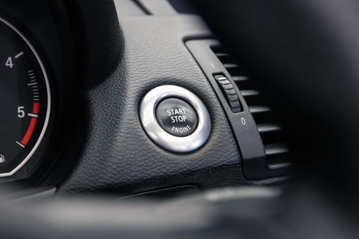 bmw-serie-1-2010-diesel-1995cc
