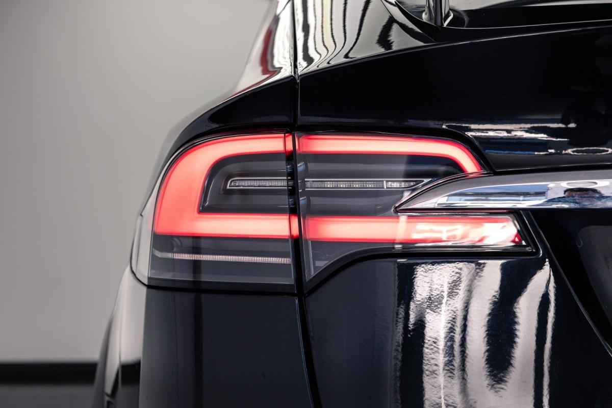 tesla-model-x-2018-eletrico-0cc