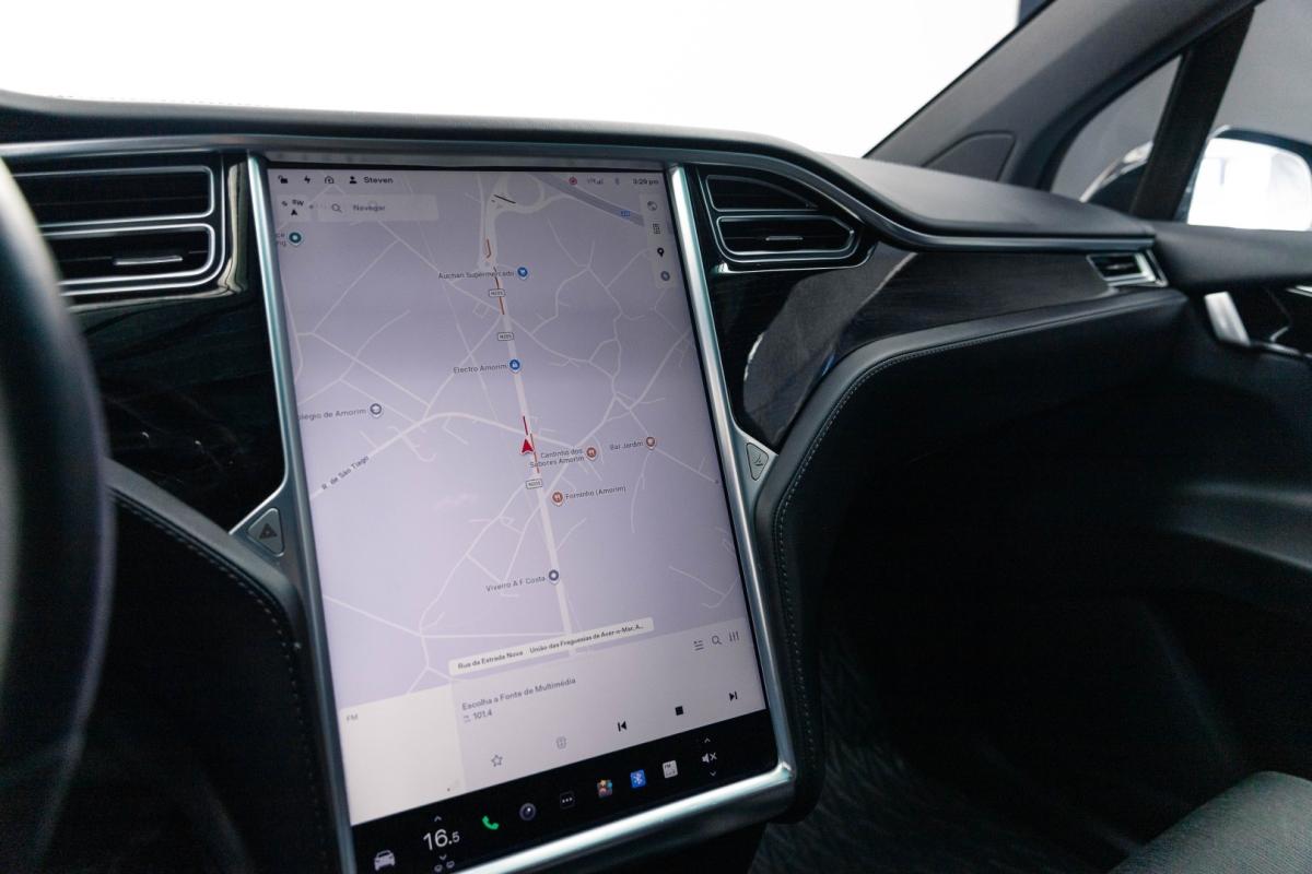 tesla-model-x-2018-eletrico-0cc